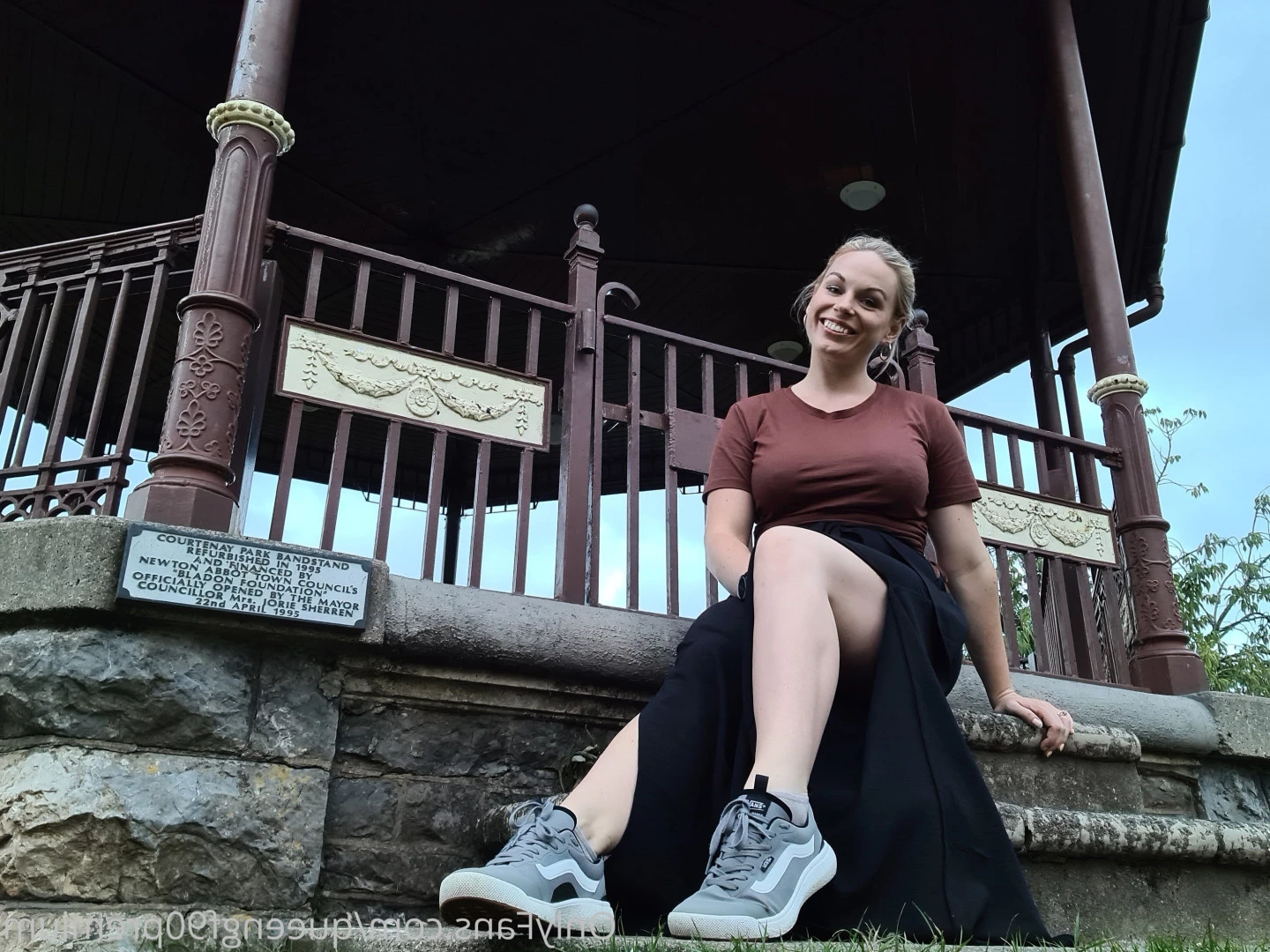 The Foot Queen of England [ queengf90premium ] Onlyfans leaked photo 7128273 on Hotleaks.tv