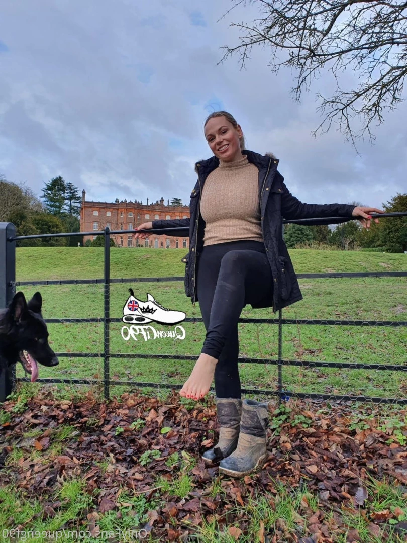 The Foot Queen of England [ queengf90premium ] Onlyfans leaked photo 7128472 on Hotleaks.tv