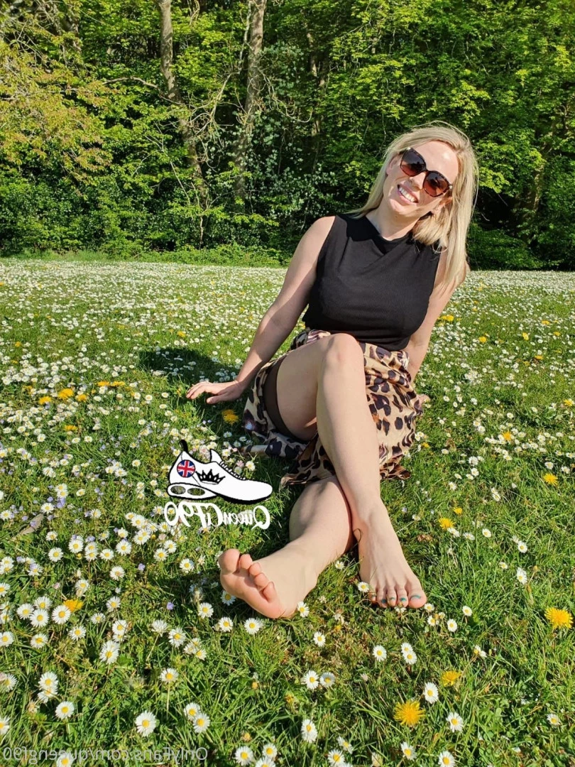 The Foot Queen of England [ queengf90premium ] Onlyfans leaked photo 7128811 on Hotleaks.tv