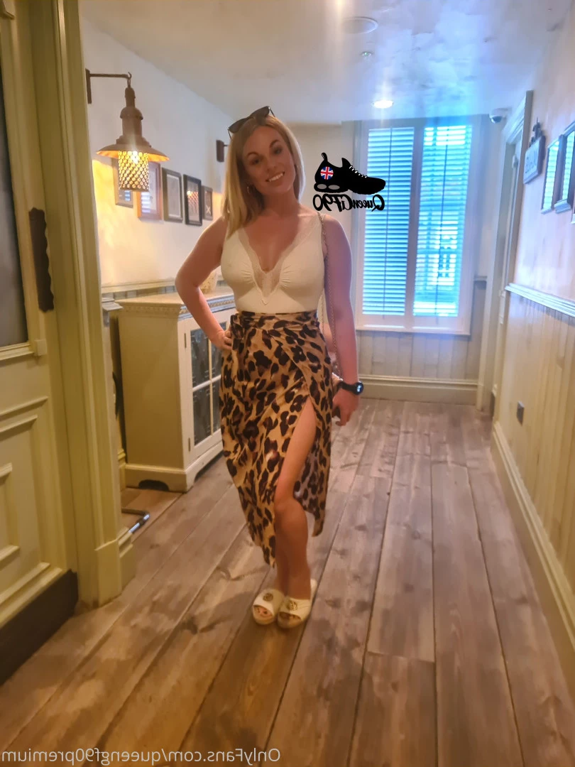 The Foot Queen of England [ queengf90premium ] Onlyfans leaked photo 7131805 on Hotleaks.tv