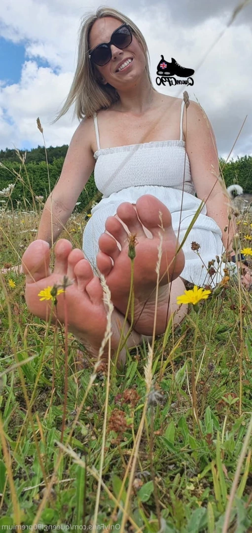 The Foot Queen of England [ queengf90premium ] Onlyfans leaked photo 7132938 on Hotleaks.tv