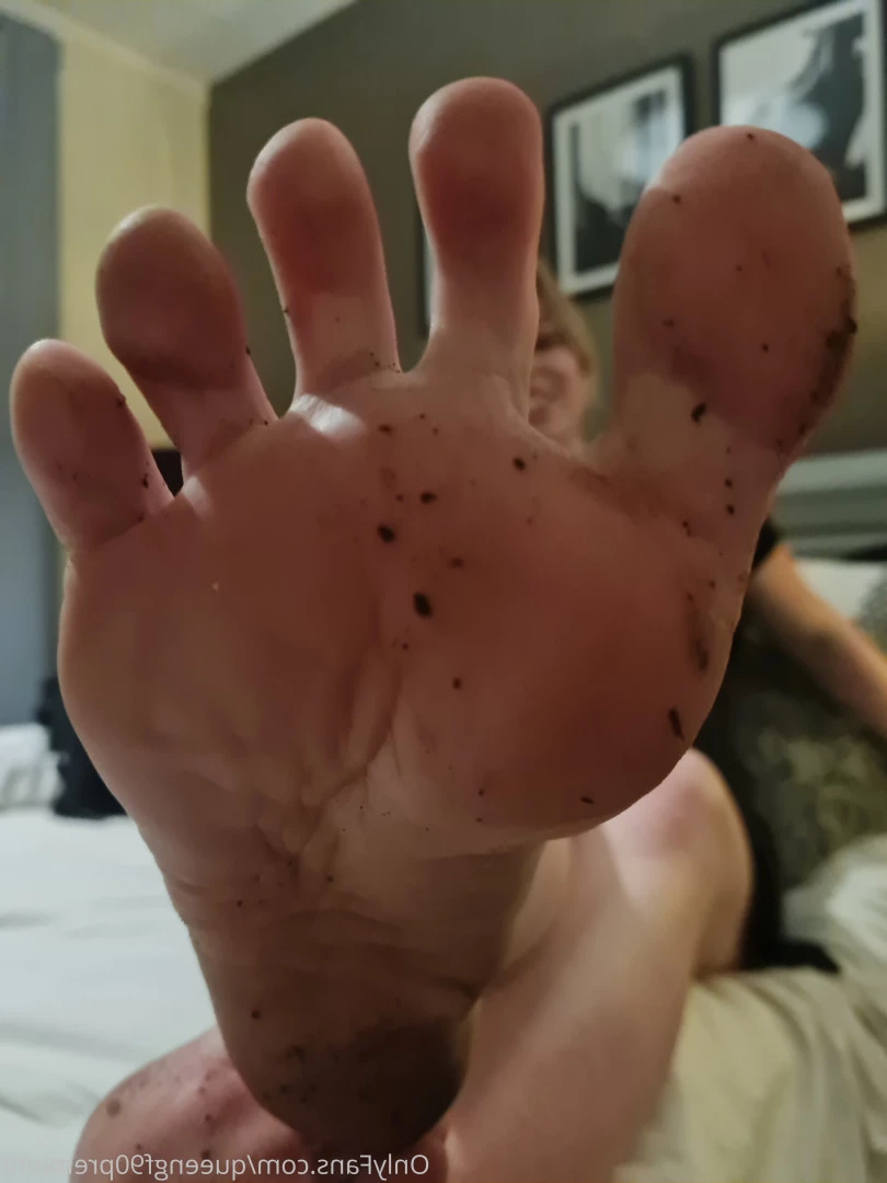 The Foot Queen of England [ queengf90premium ] Onlyfans leaked photo 7137026 on Hotleaks.tv