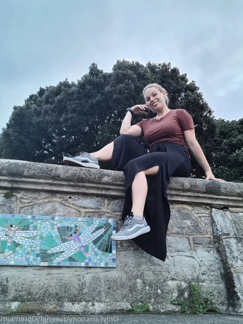 The Foot Queen of England [ queengf90premium ] Onlyfans leaked photo 7139347 on Hotleaks.tv