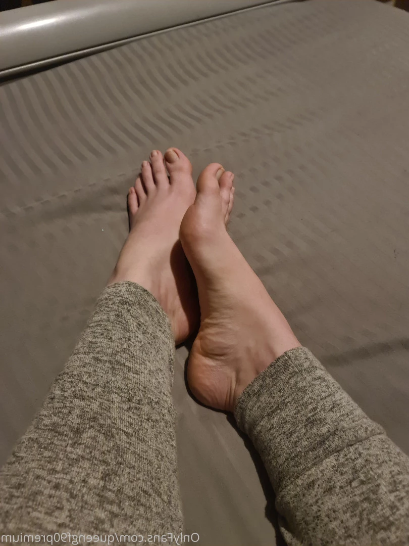 The Foot Queen of England [ queengf90premium ] Onlyfans leaked photo 7139556 on Hotleaks.tv