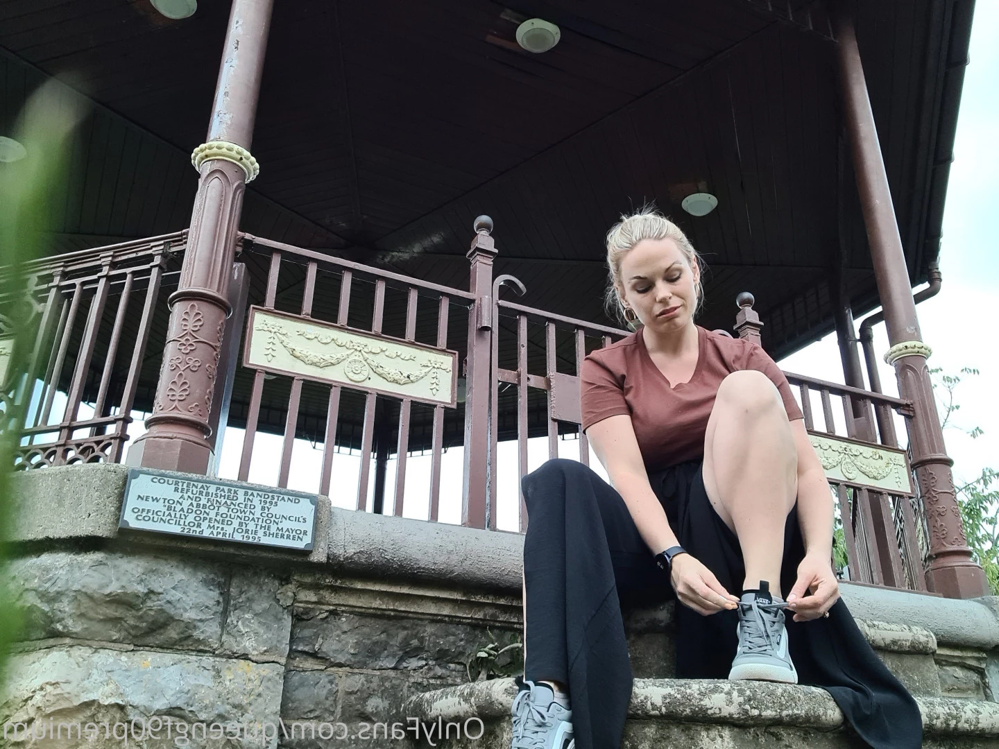 The Foot Queen of England [ queengf90premium ] Onlyfans leaked photo 7139777 on Hotleaks.tv