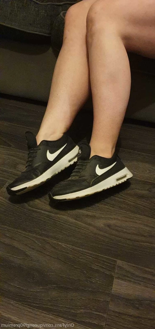 The Foot Queen of England [ queengf90premium ] Onlyfans leaked photo 7141977 on Hotleaks.tv