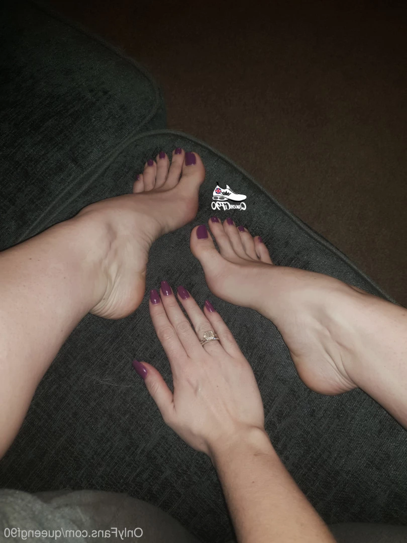 The Foot Queen of England [ queengf90premium ] Onlyfans leaked photo 7142324 on Hotleaks.tv