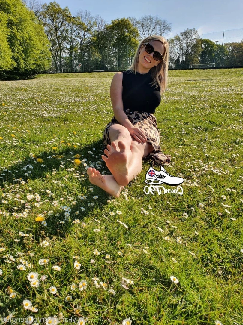 The Foot Queen of England [ queengf90premium ] Onlyfans leaked photo 7143889 on Hotleaks.tv