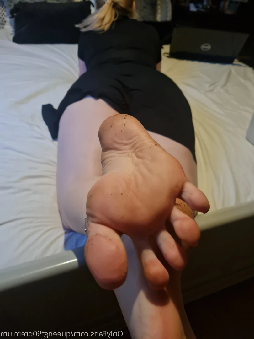 The Foot Queen of England [ queengf90premium ] Onlyfans leaked photo 7144355 on Hotleaks.tv