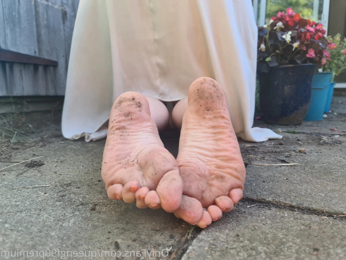 The Foot Queen of England [ queengf90premium ] Onlyfans leaked photo 7145402 on Hotleaks.tv