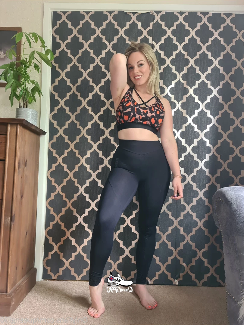 The Foot Queen of England [ queengf90premium ] Onlyfans leaked photo 7145865 on Hotleaks.tv