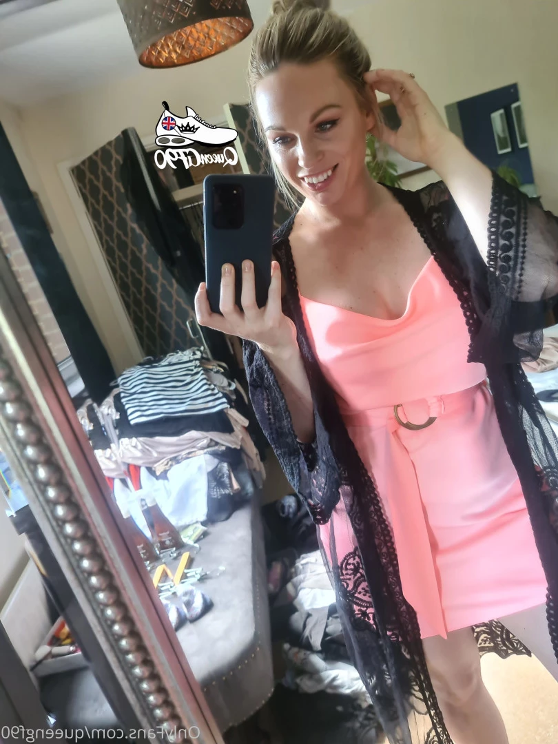 The Foot Queen of England [ queengf90premium ] Onlyfans leaked photo 7146293 on Hotleaks.tv