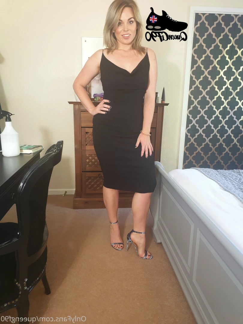 The Foot Queen of England [ queengf90premium ] Onlyfans leaked photo 7147893 on Hotleaks.tv