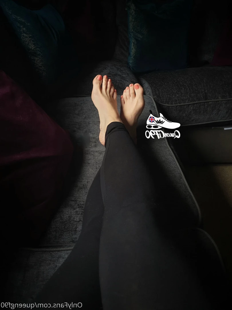 The Foot Queen of England [ queengf90premium ] Onlyfans leaked photo 7148012 on Hotleaks.tv