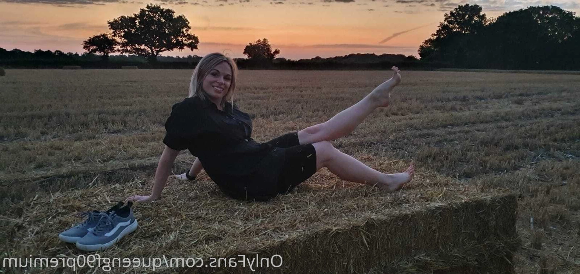 The Foot Queen of England [ queengf90premium ] Onlyfans leaked photo 7150318 on Hotleaks.tv
