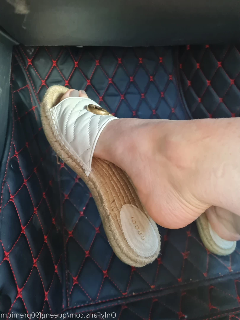 The Foot Queen of England [ queengf90premium ] Onlyfans leaked photo 7151748 on Hotleaks.tv
