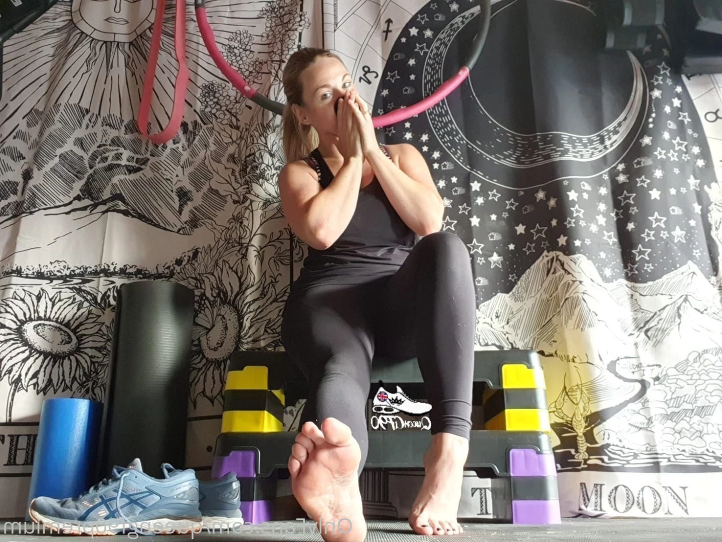 The Foot Queen of England [ queengf90premium ] Onlyfans leaked photo 7152081 on Hotleaks.tv