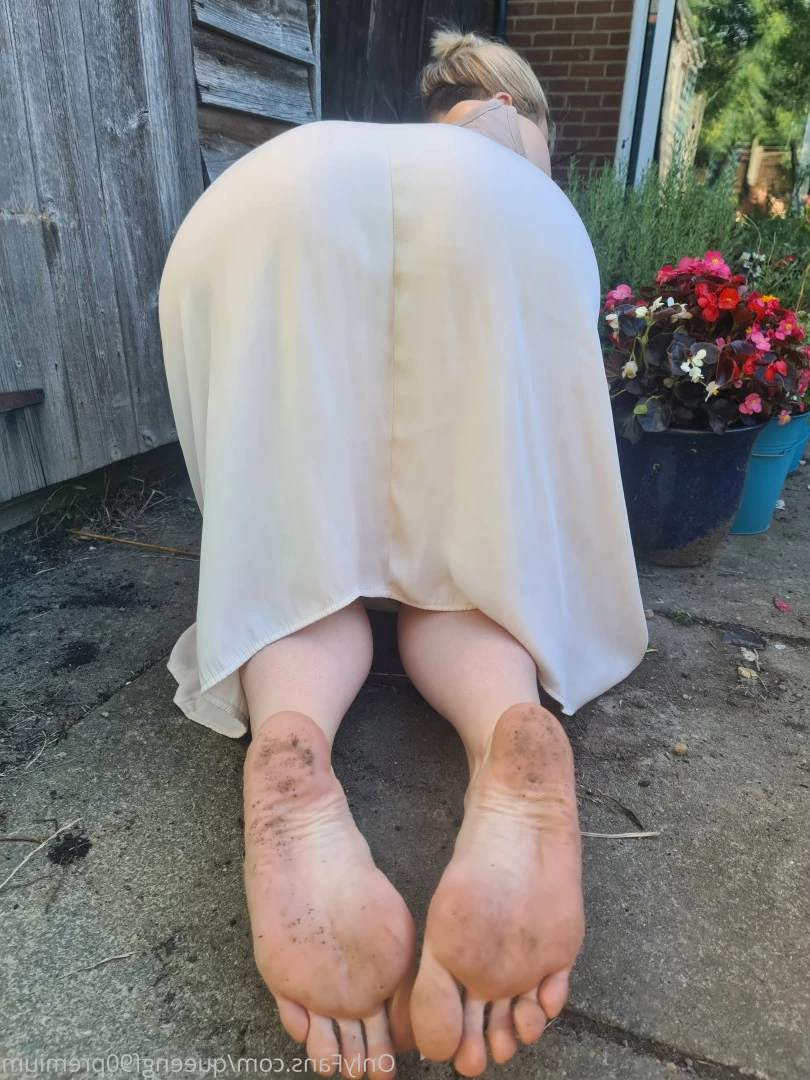 The Foot Queen of England [ queengf90premium ] Onlyfans leaked photo 7152257 on Hotleaks.tv