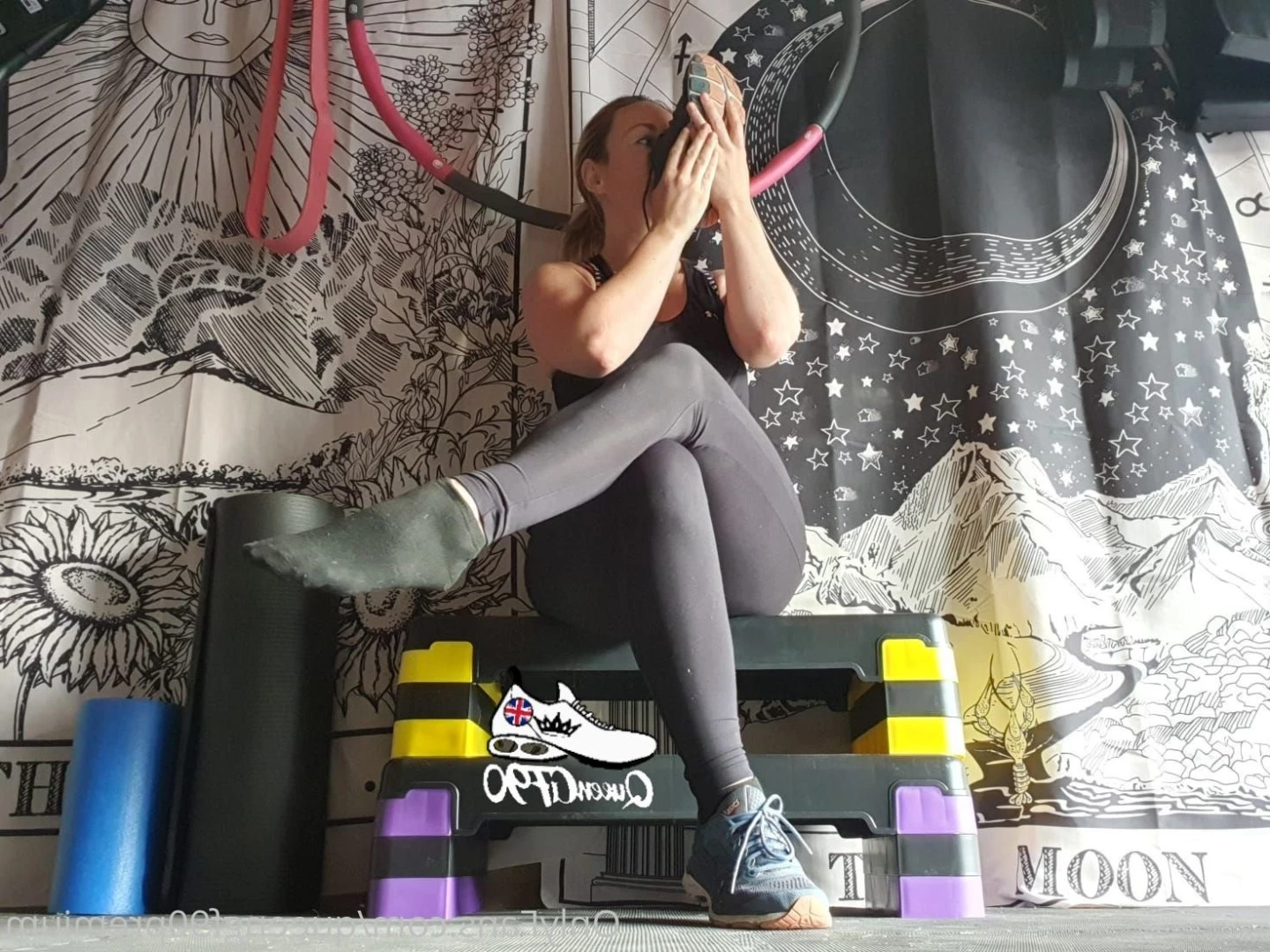 The Foot Queen of England [ queengf90premium ] Onlyfans leaked photo 7157105 on Hotleaks.tv