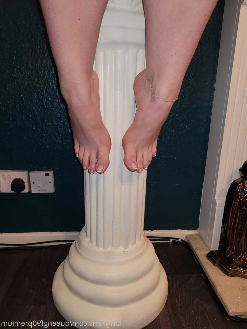 The Foot Queen of England [ queengf90premium ] Onlyfans leaked photo 7159189 on Hotleaks.tv
