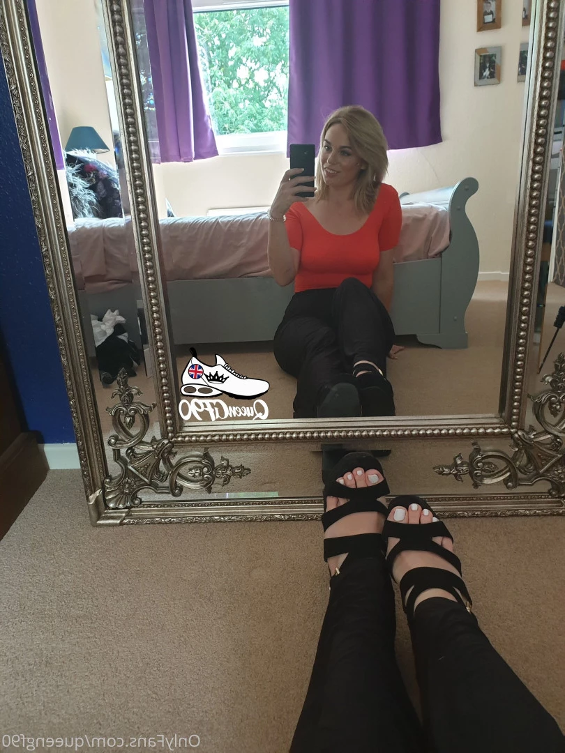The Foot Queen of England [ queengf90premium ] Onlyfans leaked photo 7160579 on Hotleaks.tv