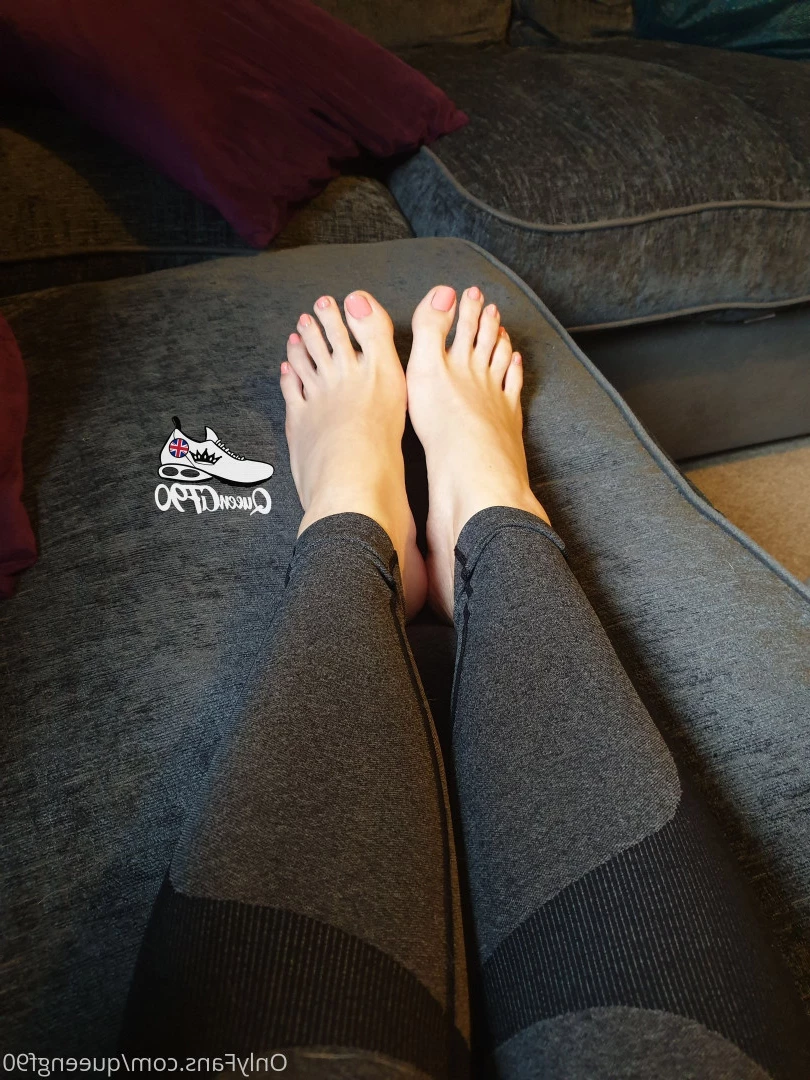 The Foot Queen of England [ queengf90premium ] Onlyfans leaked photo 7160877 on Hotleaks.tv