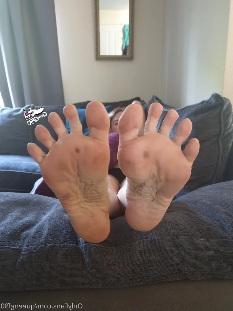 The Foot Queen of England [ queengf90premium ] Onlyfans leaked photo 7160967 on Hotleaks.tv
