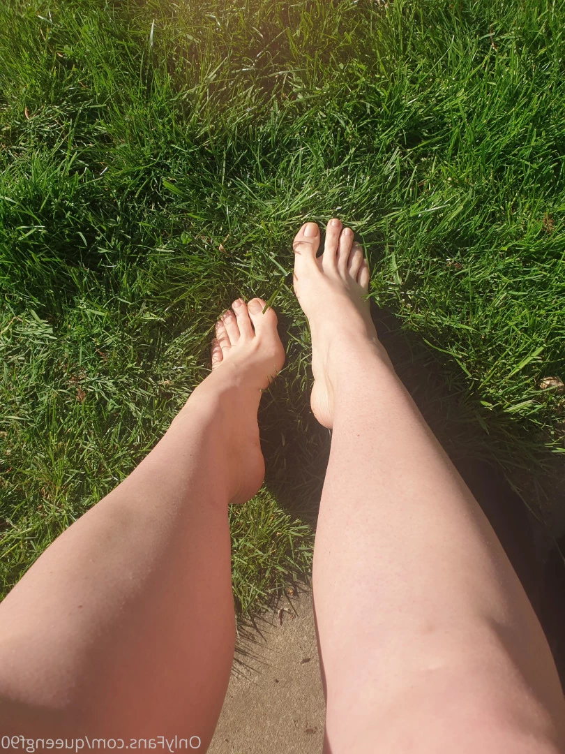 The Foot Queen of England [ queengf90premium ] Onlyfans leaked photo 7161540 on Hotleaks.tv