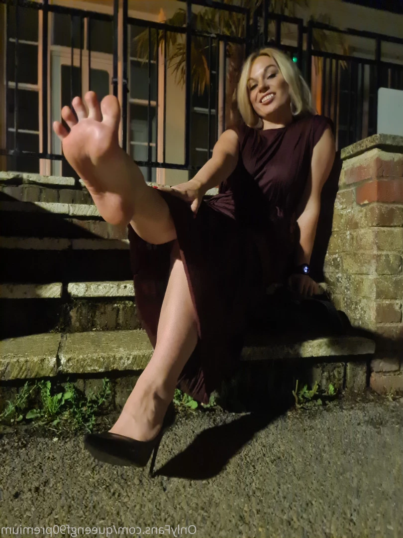 The Foot Queen of England [ queengf90premium ] Onlyfans leaked photo 7161602 on Hotleaks.tv