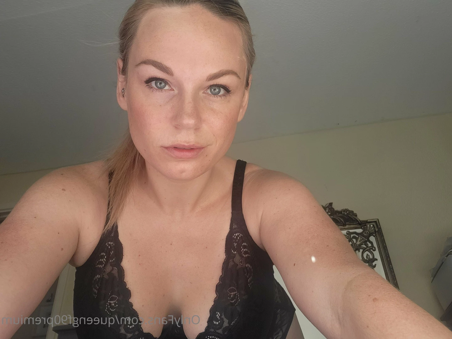 The Foot Queen of England [ queengf90premium ] Onlyfans leaked photo 7174172 on Hotleaks.tv