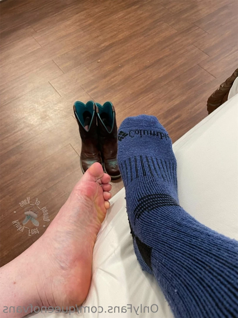 Queen_of_Vans [ queenofvans ] Onlyfans leaked photo 16883700 on Hotleaks.tv