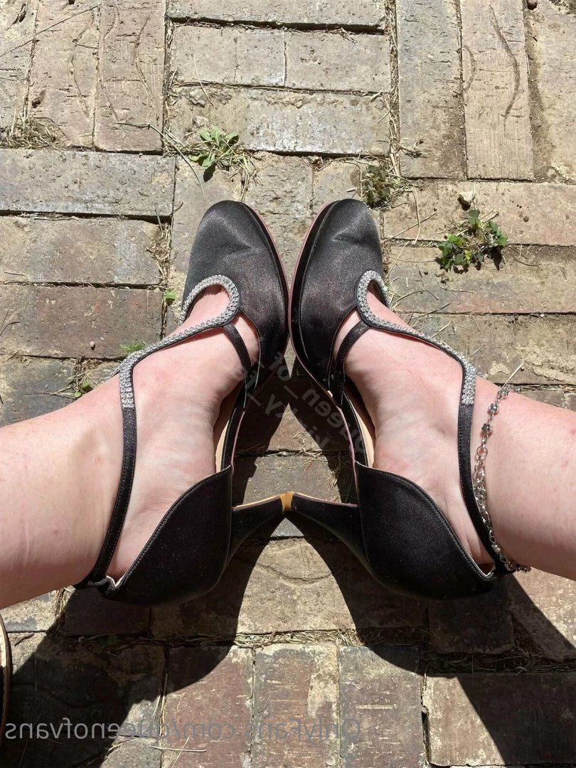 Queen_of_Vans [ queenofvans ] Onlyfans leaked photo 7291185 on Hotleaks.tv