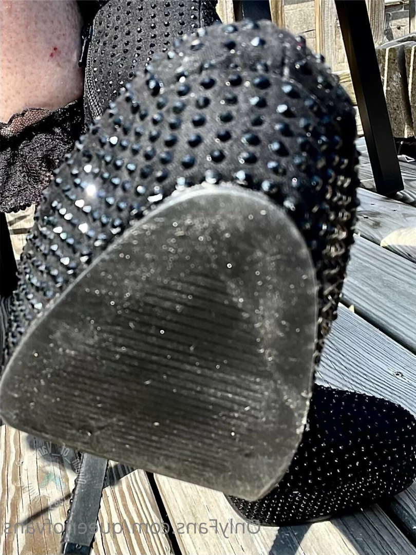 Queen_of_Vans [ queenofvans ] Onlyfans leaked photo 7291264 on Hotleaks.tv