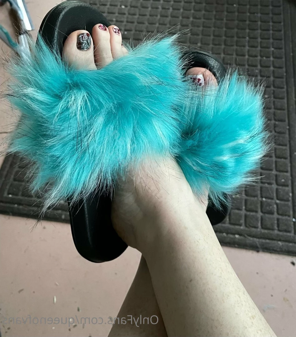 Queen_of_Vans [ queenofvans ] Onlyfans leaked photo 7291413 on Hotleaks.tv