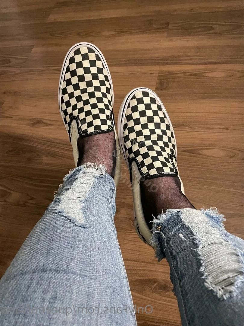 Queen_of_Vans [ queenofvans ] Onlyfans leaked photo 7291573 on Hotleaks.tv