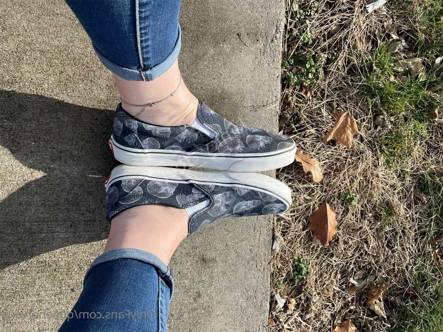 Queen_of_Vans [ queenofvans ] Onlyfans leaked photo 7291627 on Hotleaks.tv