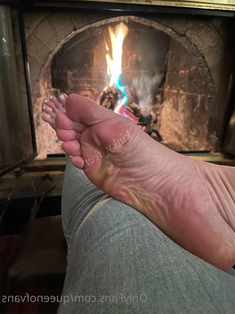 Queen_of_Vans [ queenofvans ] Onlyfans leaked photo 7291870 on Hotleaks.tv