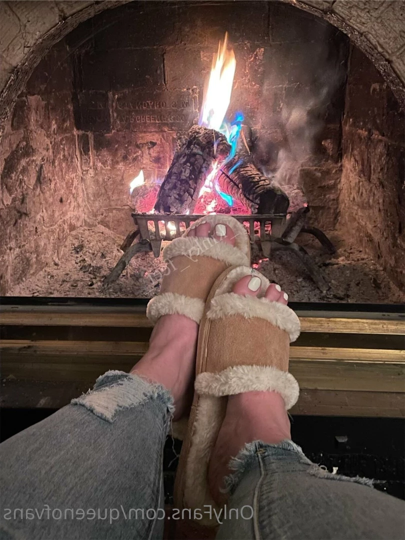 Queen_of_Vans [ queenofvans ] Onlyfans leaked photo 7291894 on Hotleaks.tv