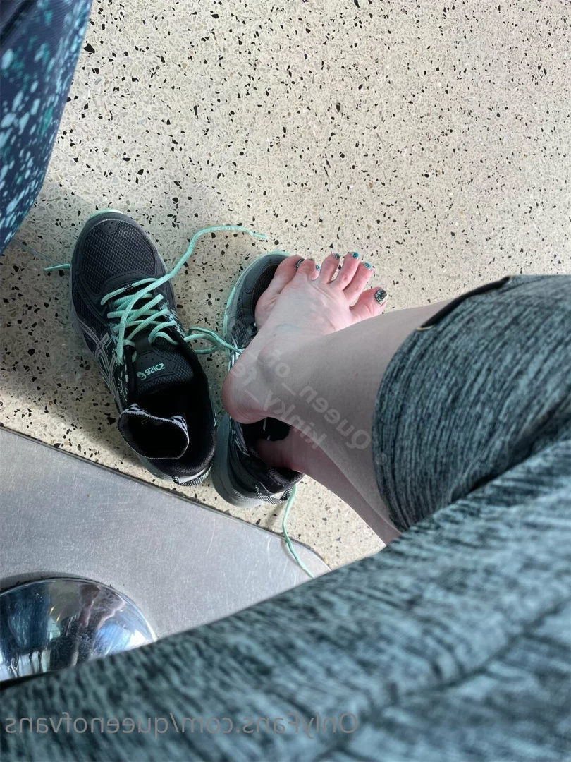 Queen_of_Vans [ queenofvans ] Onlyfans leaked photo 7292252 on Hotleaks.tv