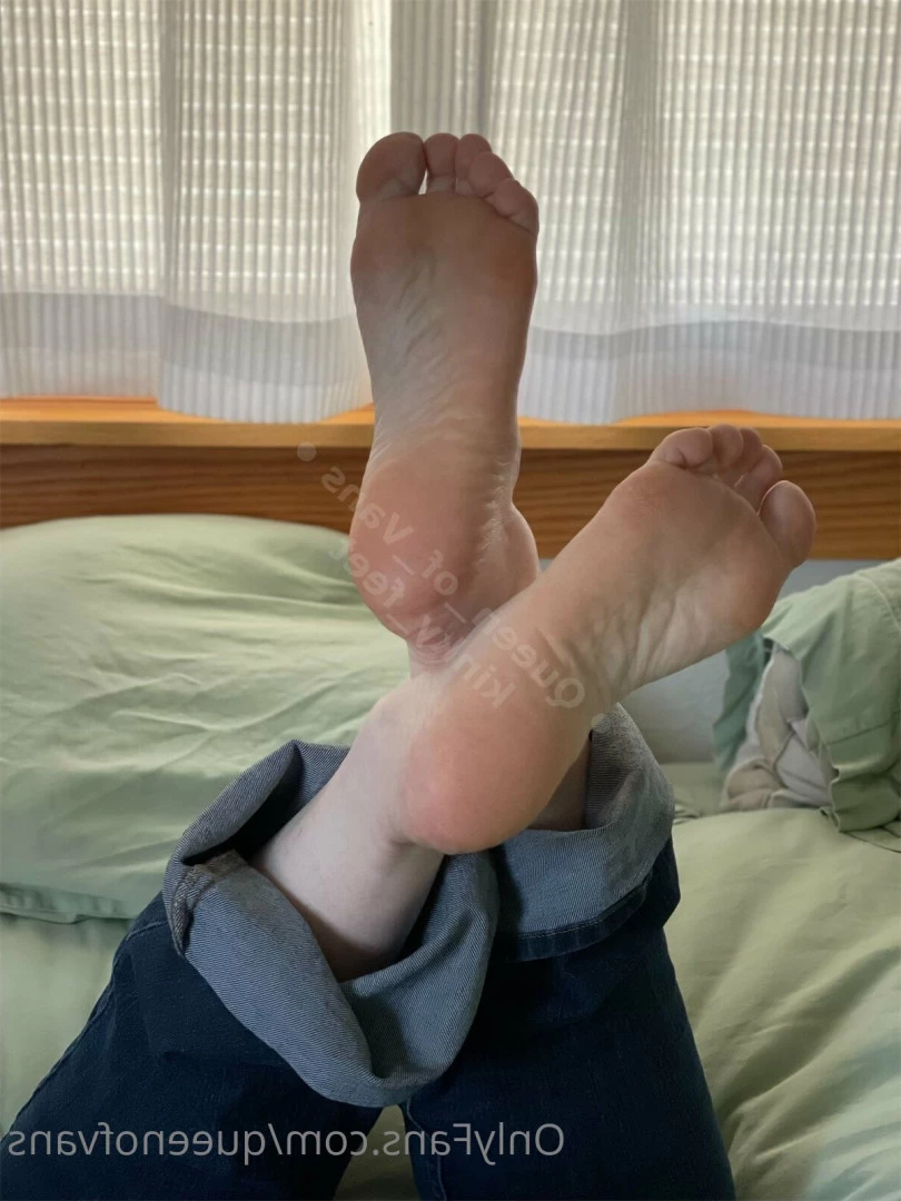 Queen_of_Vans [ queenofvans ] Onlyfans leaked photo 7292463 on Hotleaks.tv