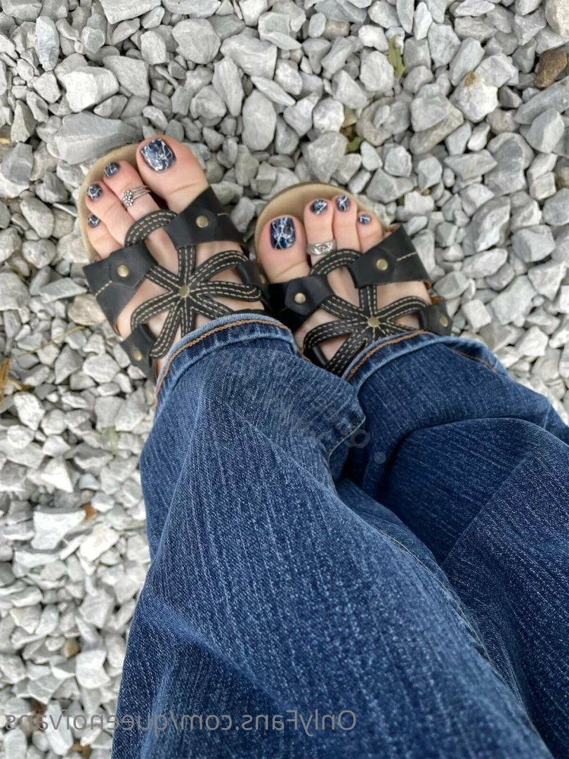 Queen_of_Vans [ queenofvans ] Onlyfans leaked photo 7292548 on Hotleaks.tv