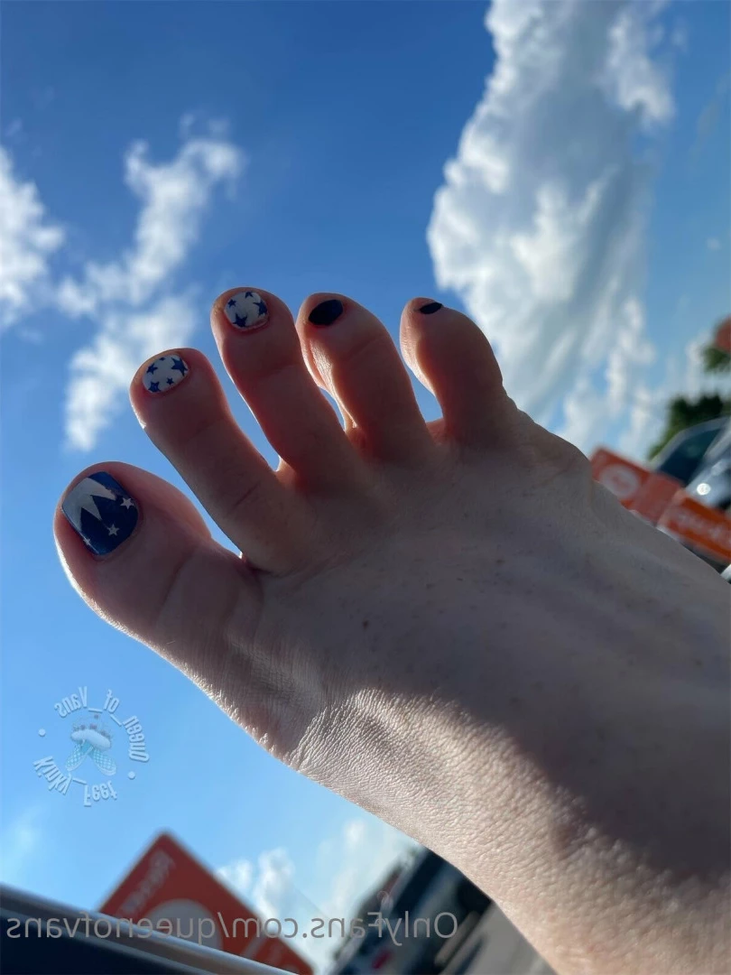 Queen_of_Vans [ queenofvans ] Onlyfans leaked photo 7292836 on Hotleaks.tv