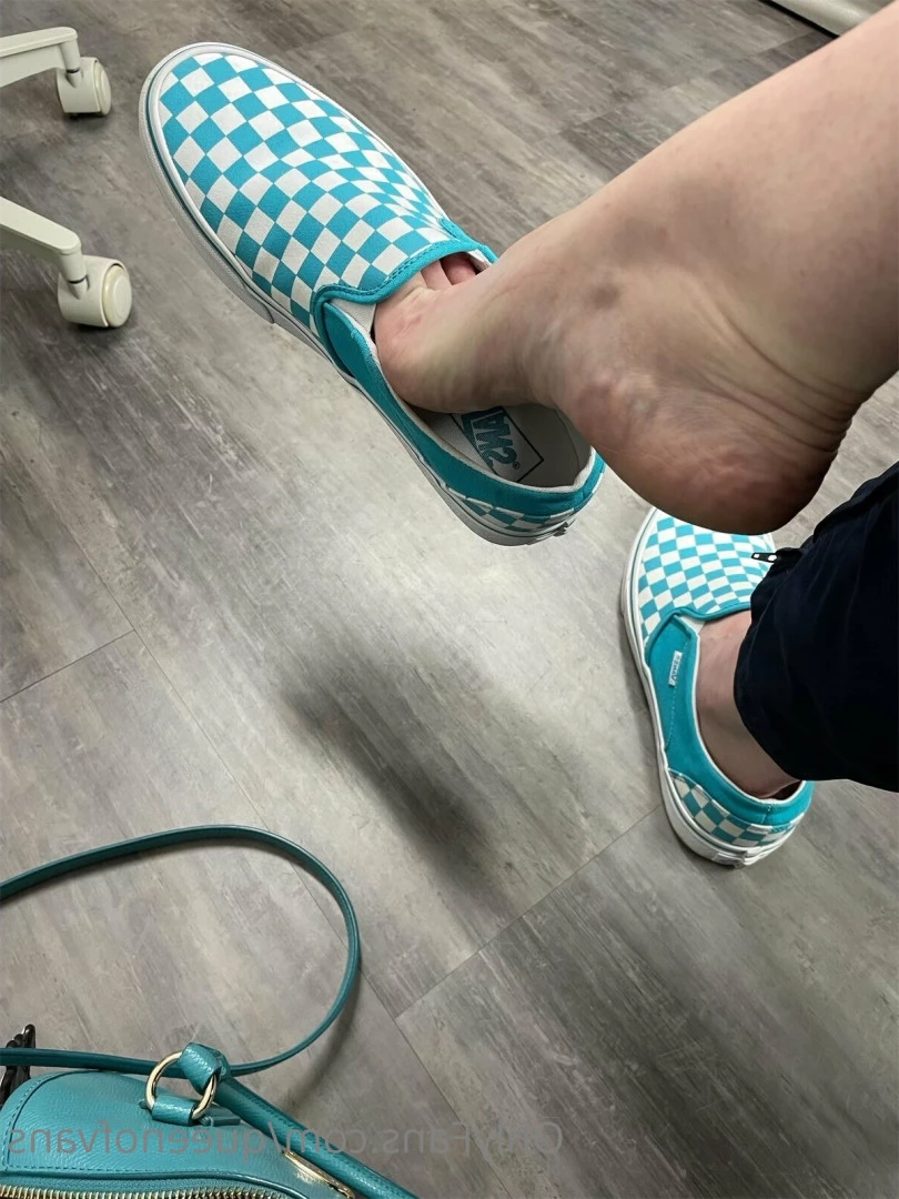 Queen_of_Vans [ queenofvans ] Onlyfans leaked photo 7292858 on Hotleaks.tv