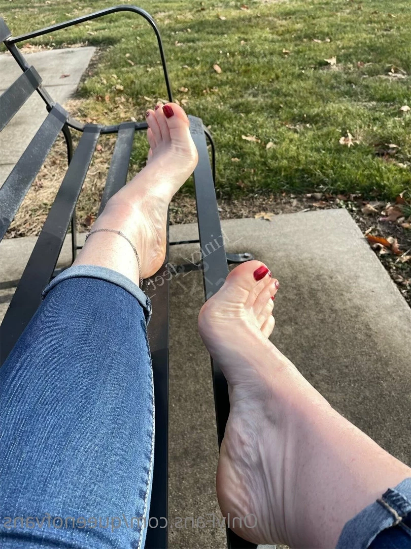 Queen_of_Vans [ queenofvans ] Onlyfans leaked photo 7292906 on Hotleaks.tv