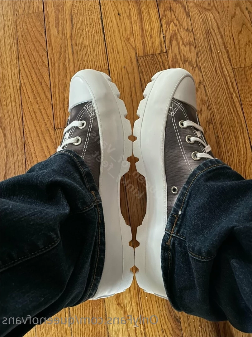 Queen_of_Vans [ queenofvans ] Onlyfans leaked photo 7292923 on Hotleaks.tv