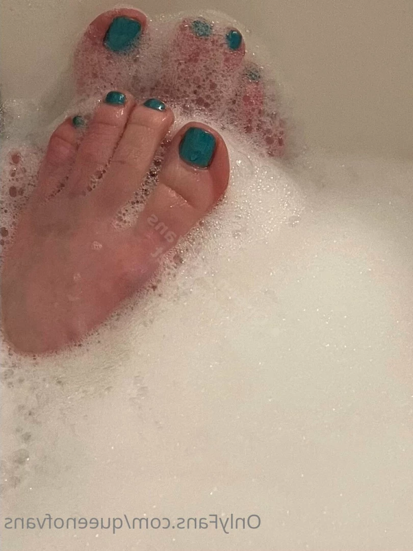 Queen_of_Vans [ queenofvans ] Onlyfans leaked photo 7292935 on Hotleaks.tv