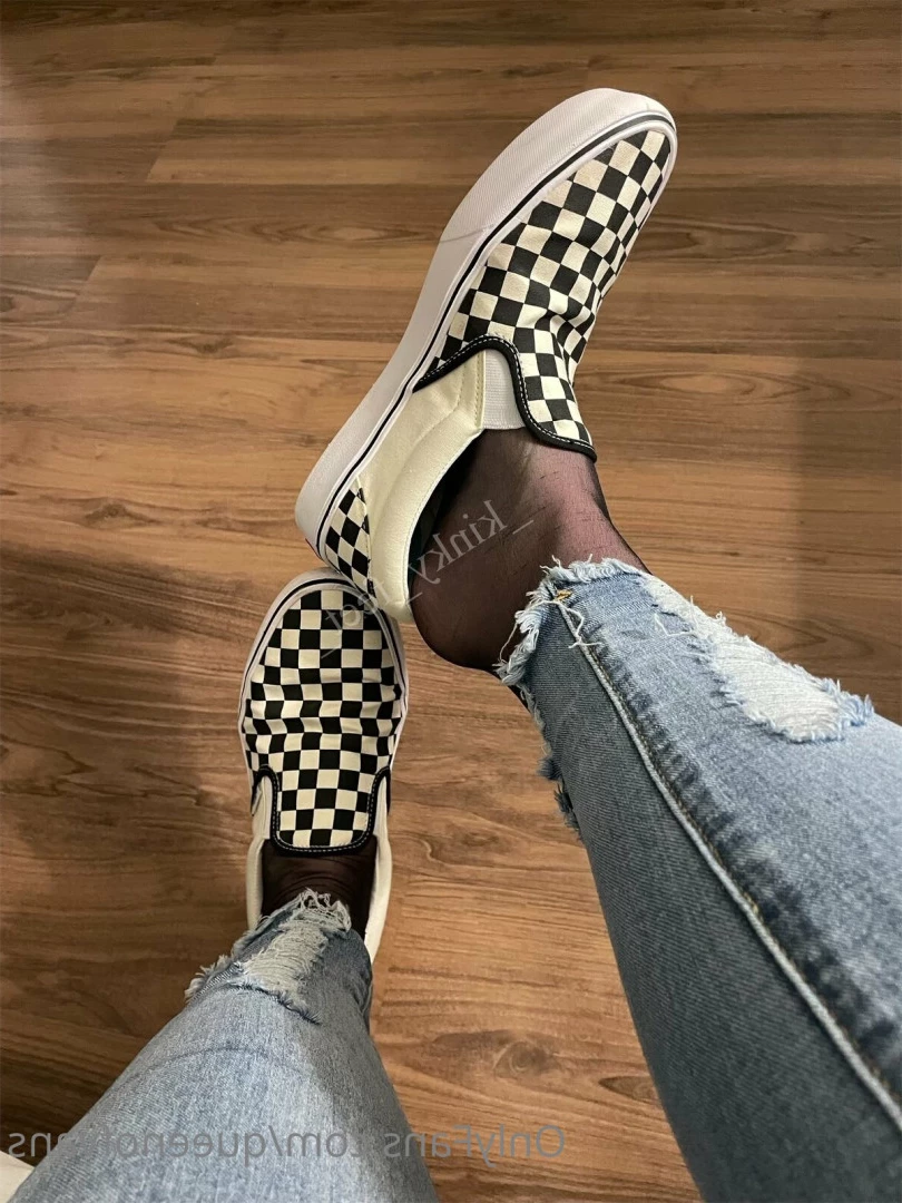 Queen_of_Vans [ queenofvans ] Onlyfans leaked photo 7292944 on Hotleaks.tv