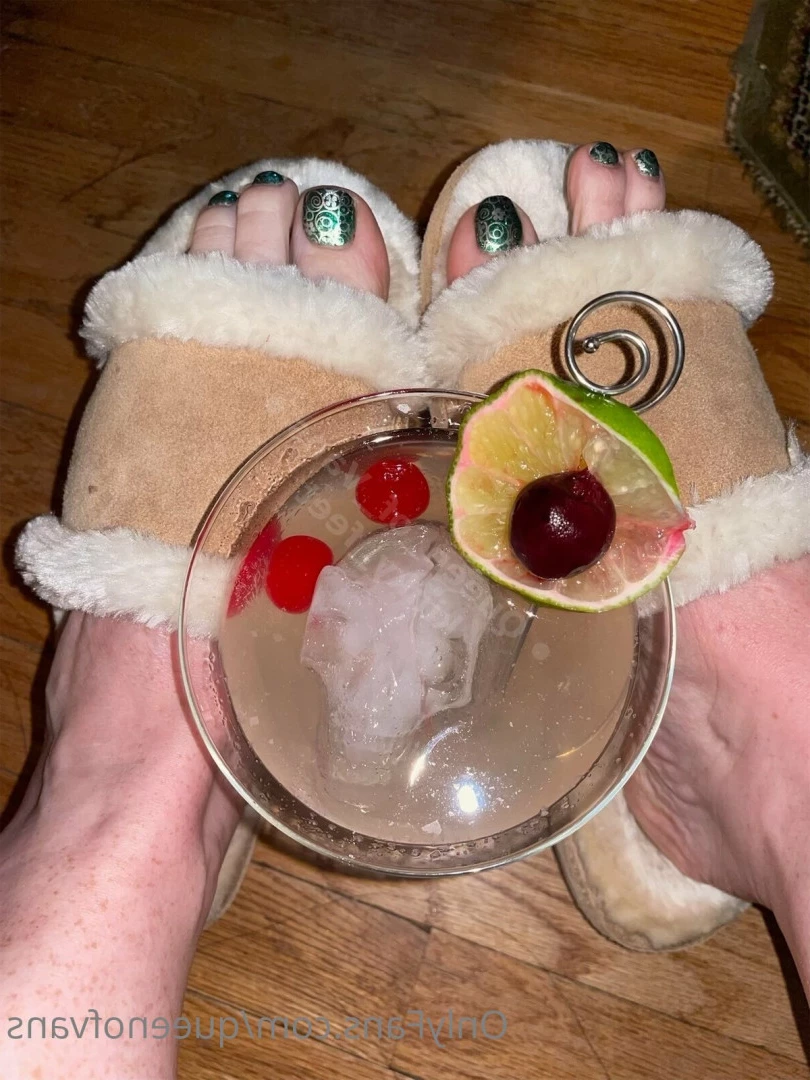 Queen_of_Vans [ queenofvans ] Onlyfans leaked photo 7293209 on Hotleaks.tv