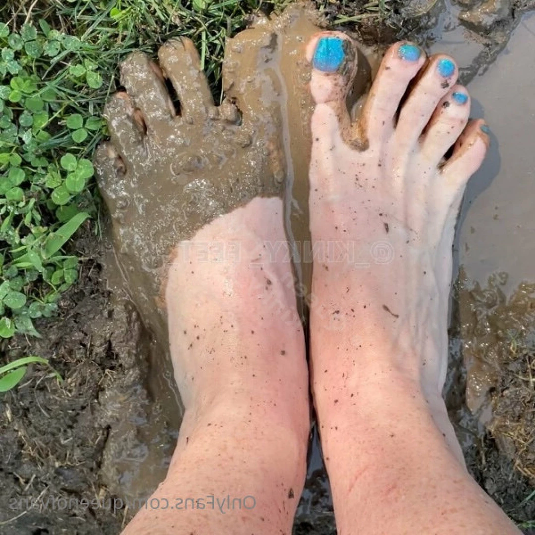 Queen_of_Vans [ queenofvans ] Onlyfans leaked photo 7293306 on Hotleaks.tv