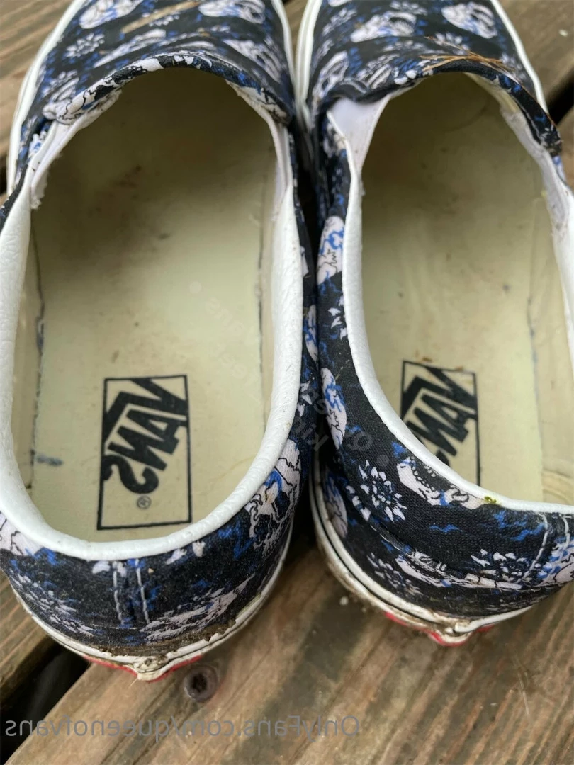 Queen_of_Vans [ queenofvans ] Onlyfans leaked photo 7293936 on Hotleaks.tv